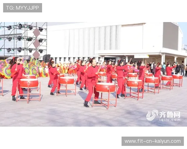 跑酷街头表演，年轻力量的精彩展示，跑酷街道